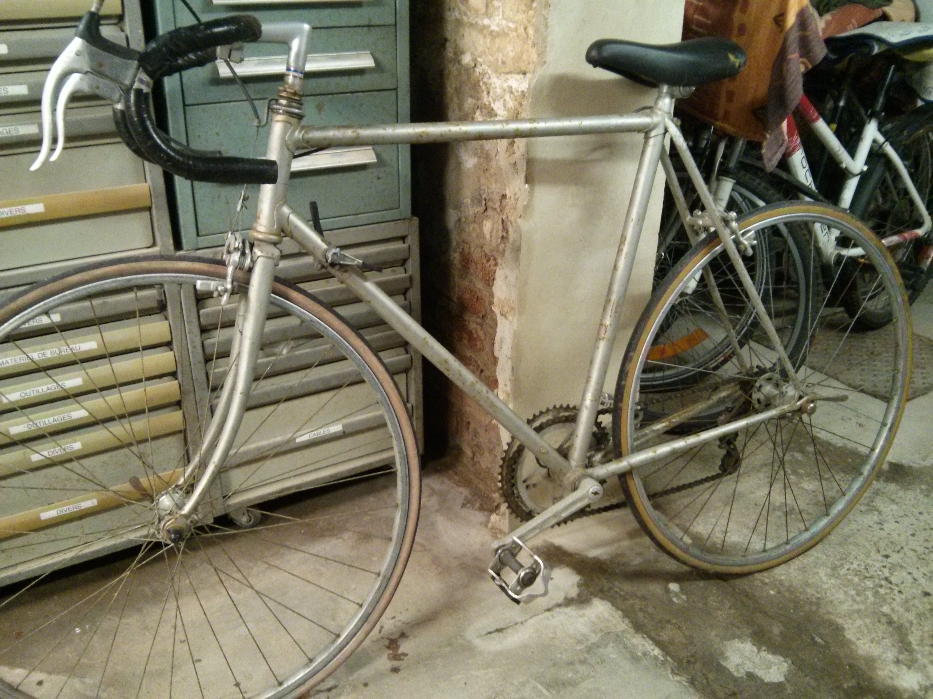 Le vélo d'origine qui devient un single speed